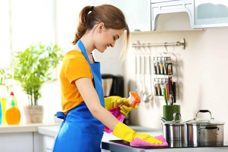 Hướng dẫn cách vệ sinh bếp từ nhanh chóng và đúng cách tại nhà - Ảnh 4